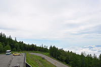 富士スバルラインのヘアピンカーブの上にある展望台から。この日は雲海がよく見えた。