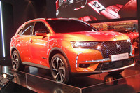 ジュネーブショー2017で発表された「DS 7クロスバック」。“パリのラグジュアリー”を体感できるというプレミアムSUVだ。