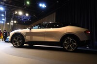 駆動用バッテリーの容量は112kWh。「エレトレS」の場合、一充電走行距離（WLTPモード）は600kmと公表される。