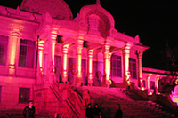 パリス・ヒルトンもお気に入り、新型ケータイの発表会に行ってきましたの画像