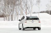 第209回：「頂点」の名を持つタイヤ　ブリヂストンの新スタッドレス「ブリザックVRX」を試すの画像