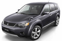 三菱アウトランダー