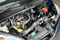 搭載されるエンジンは直噴の1.2リッター直4ターボ。115psと19.4kgmを発生する。