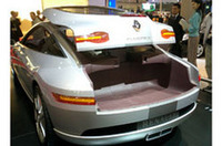 【東京モーターショー2005】「笹目二朗はこう見る！」ルノー・フリューエンス＆エジェウスの画像