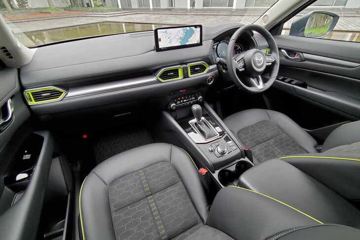 マツダCX-5 20Sフィールドジャーニー（インテリア）