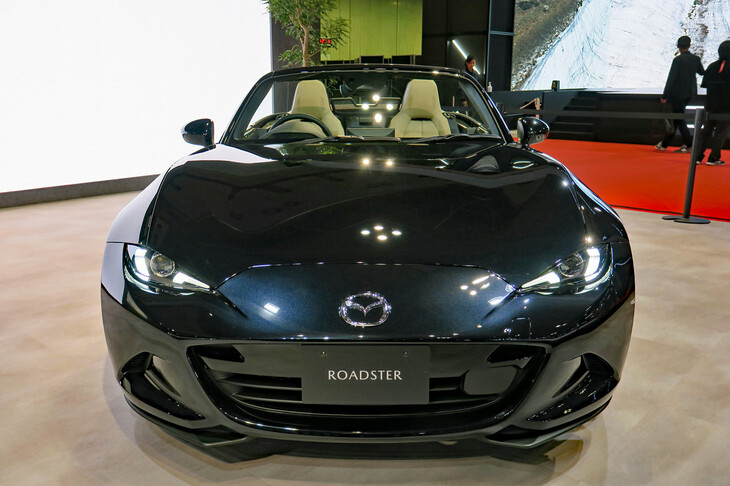 マツダ・ロードスターSレザーパッケージVセレクション