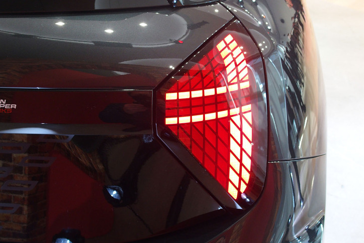 MINIジョンクーパーワークスE（リアコンビランプ）