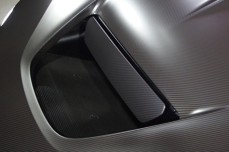 マクラーレンW1（フロントフード）