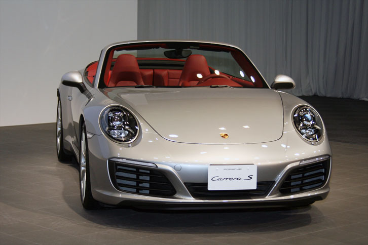 ポルシェ911カレラSカブリオレ（タイプ991 II）