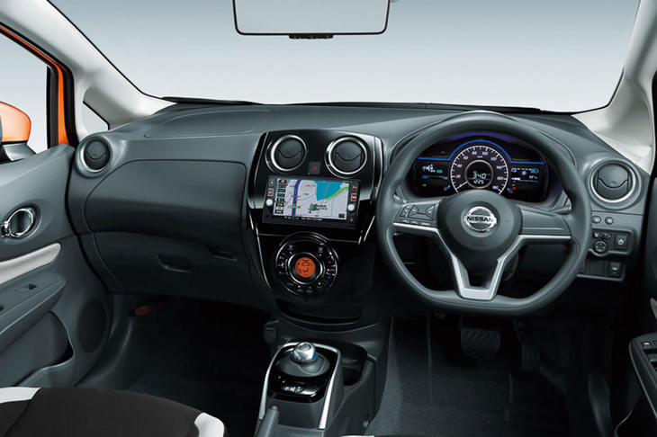 「日産ノートe-POWER」のインテリア。