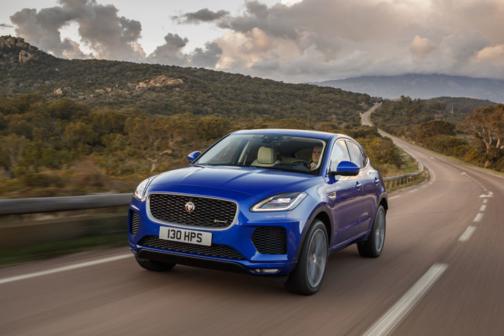 ジャガーEペースR-Dynamic S P300 AWD