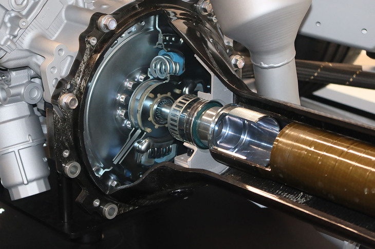 トヨタGR GT（エンジンとドライブシャフトの連結部）