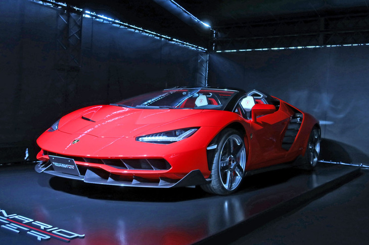 ランボルギーニ・チェンテナリオ ロードスター（テメラリオ発表会場に展示された車両）