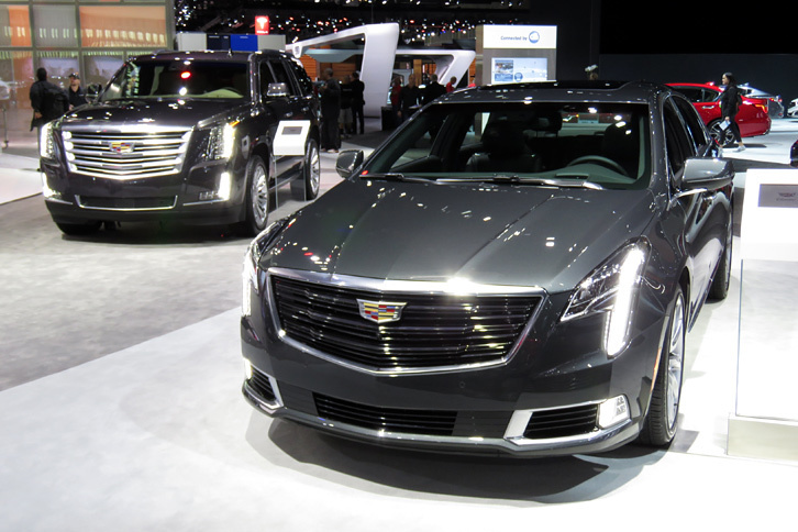 ロサンゼルスモーターショー2017のキャデラックブースの様子。