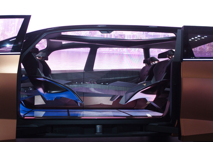 日産ハイパーツアラー