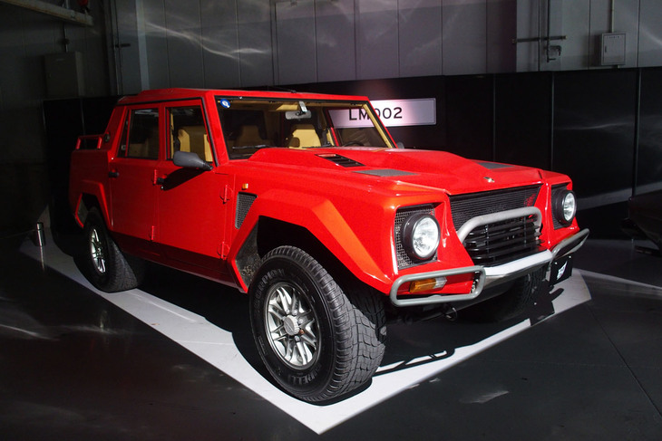 ランボルギーニLM002