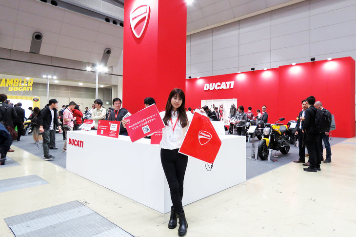 東京モーターサイクルショー2019の会場より、ドゥカティの展示ブース。