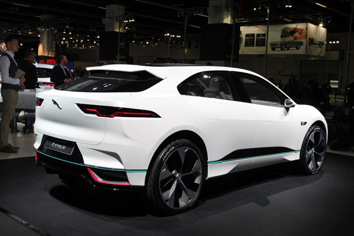 ジャガーIペース（エクステリア）