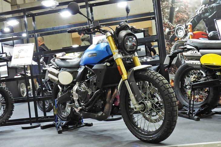 ファンティック・キャバレロ スクランブラー700