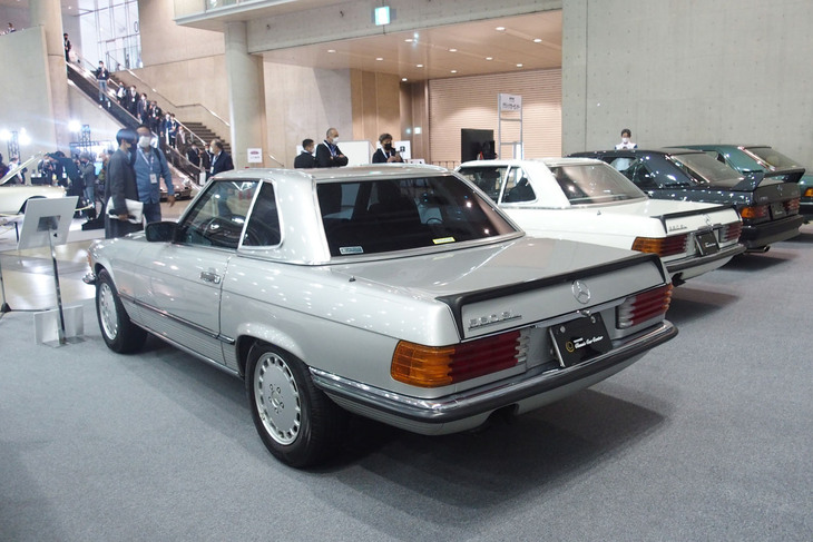 メルセデス・ベンツ560SL（1989年）／ヤナセクラシックカーセンター