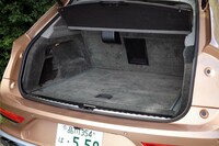 ベントレー・ベンテイガEWBアズール ファーストエディション（4WD/8AT）【試乗記】の画像