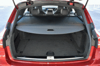 荷室容量は640～1820リッター（クリックすると荷室のバリエーションが見られます）。