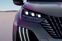 新世代デザインを採用　「プジョー2008」のマイナーチェンジモデルが上陸の画像