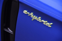 積極的にパワートレインの電動化を推し進めるポルシェ。現在では「カイエン」「パナメーラ」「パナメーラ スポーツツーリスモ」の3車種に「Eハイブリッド」と呼ばれるPHVを設定している。