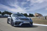 ポルシェが「718ケイマンGT4 RS」の予約注文受け付けを開始
