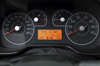 「フィアット・グランデプント」が装備充実、新グレードも追加の画像