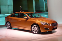 新型「ボルボS60」