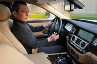 ドライバーズカーとしての性格を強めたとされる「ゴースト」の乗り味は、ソフトなだけにあらず。ワインディングでの安定感もセリングポイントだ。