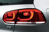 「コンフォートライン」のダークテールランプがLED式に。