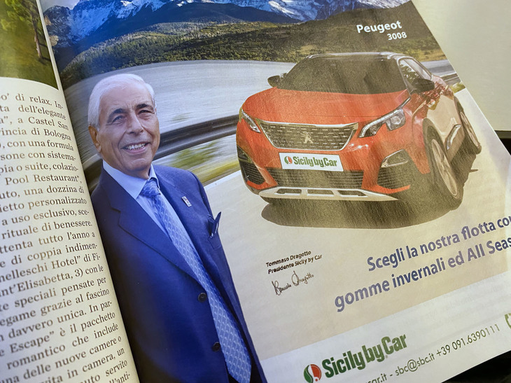 特急列車「イタロ」の車内誌から。こちらは「プジョー3008」とセットだ。2021年2月に撮影。