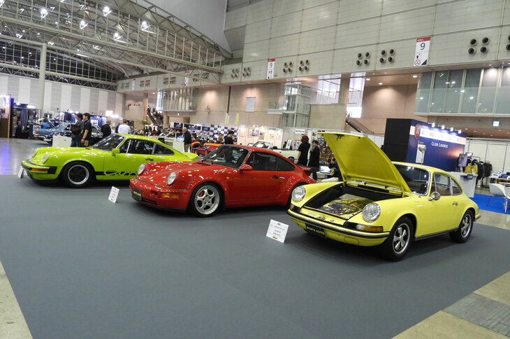 「オートモビル カウンシル2024」の会場より、WINS AUTOの展示ブースの様子。