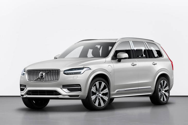 SPA（スケーラブル・プロダクト・アーキテクチャー）を採用した現行型「ボルボXC90」から「レッドキー」が装備されるようになった。