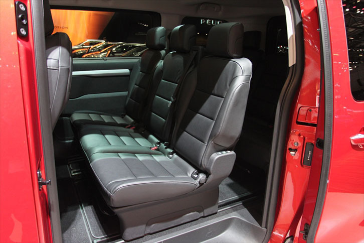 プジョー・トラベラー