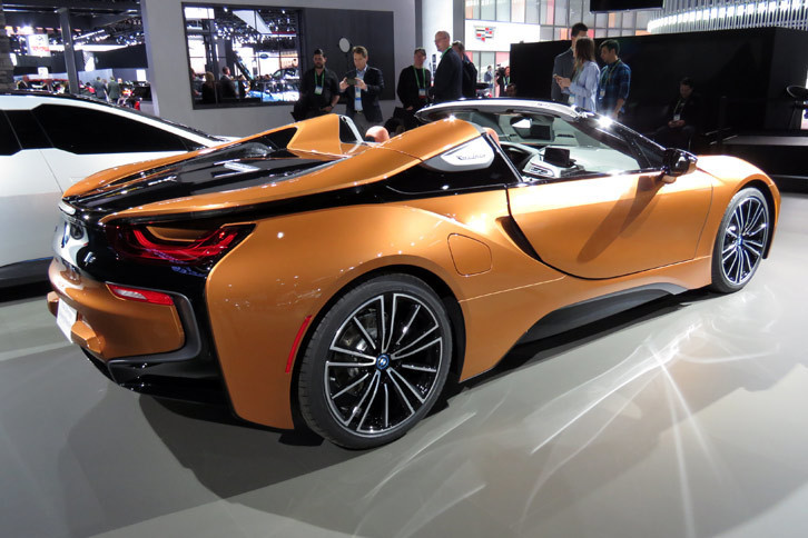 BMW i8ロードスター
