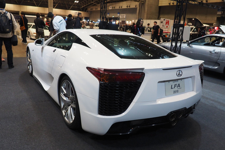 レクサスLFA（2010年）
