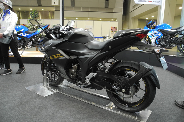 スズキ・ジクサーSF250