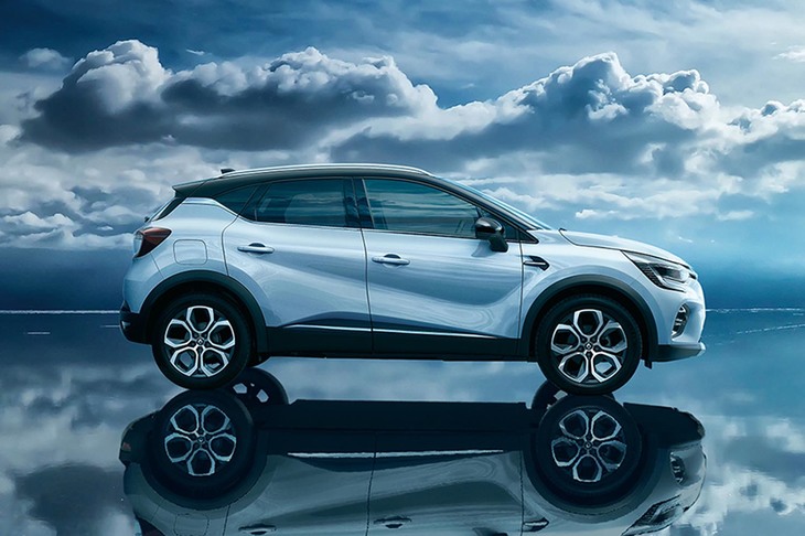 先代比で全長は95mmアップ。ホイールベースも35mm延長された。