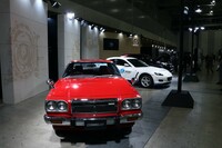 会場には歴代ロータリー車の姿も。写真は「マツダ・コスモAP」（手前）と「RX-8ハイドロジェンRE」（奥）。