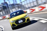 アウディA1シティーカーバー リミテッドエディション