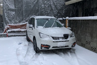 ぶつかってからでは遅いんです！雪道をサマータイヤで走る危険性とは!?