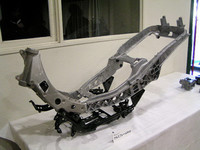 第101回：軽を超えた“超合理的高速移動機関”!?「ヤマハ・グランドマジェスティ」に初試乗の画像