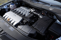 フォルクスワーゲン・パサートヴァリアントV6 4モーション(4WD/2ペダル6MT)【試乗記】の画像