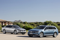 2014年7月に概要が発表された8代目「パサート／パサートヴァリアント」。日本導入は2015年年央の予定。
    