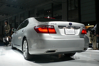 最高級ハイブリッドサルーン「レクサスLS600h」、満を持して発表の画像