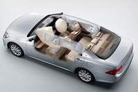 新型「トヨタ・クラウン」、“ZERO”をベースにさらにリファインの画像