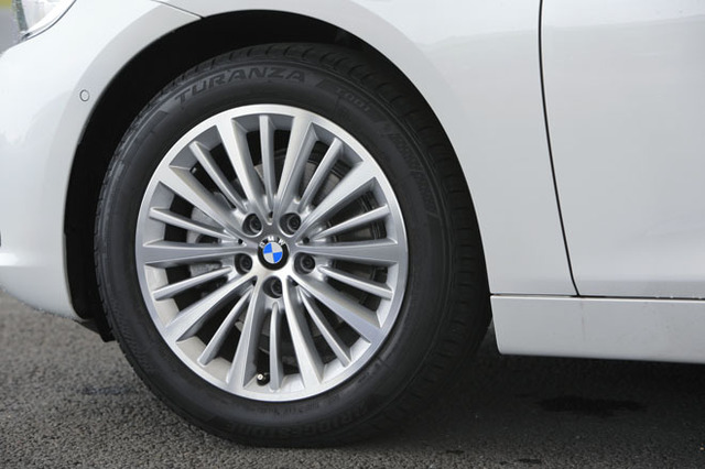 Bmw 218dアクティブツアラー ラグジュアリー Ff 8at 試乗記 マジメの一歩 Webcg Bmw 218dアクティブツアラー ラグジュアリー Ff 8at 試乗記 マジメの一歩 Webcg